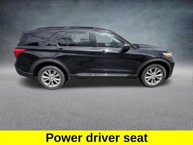 Certified 2023 Ford Explorer XLT w/ Equipment Group 202A AWD/4WD image 7