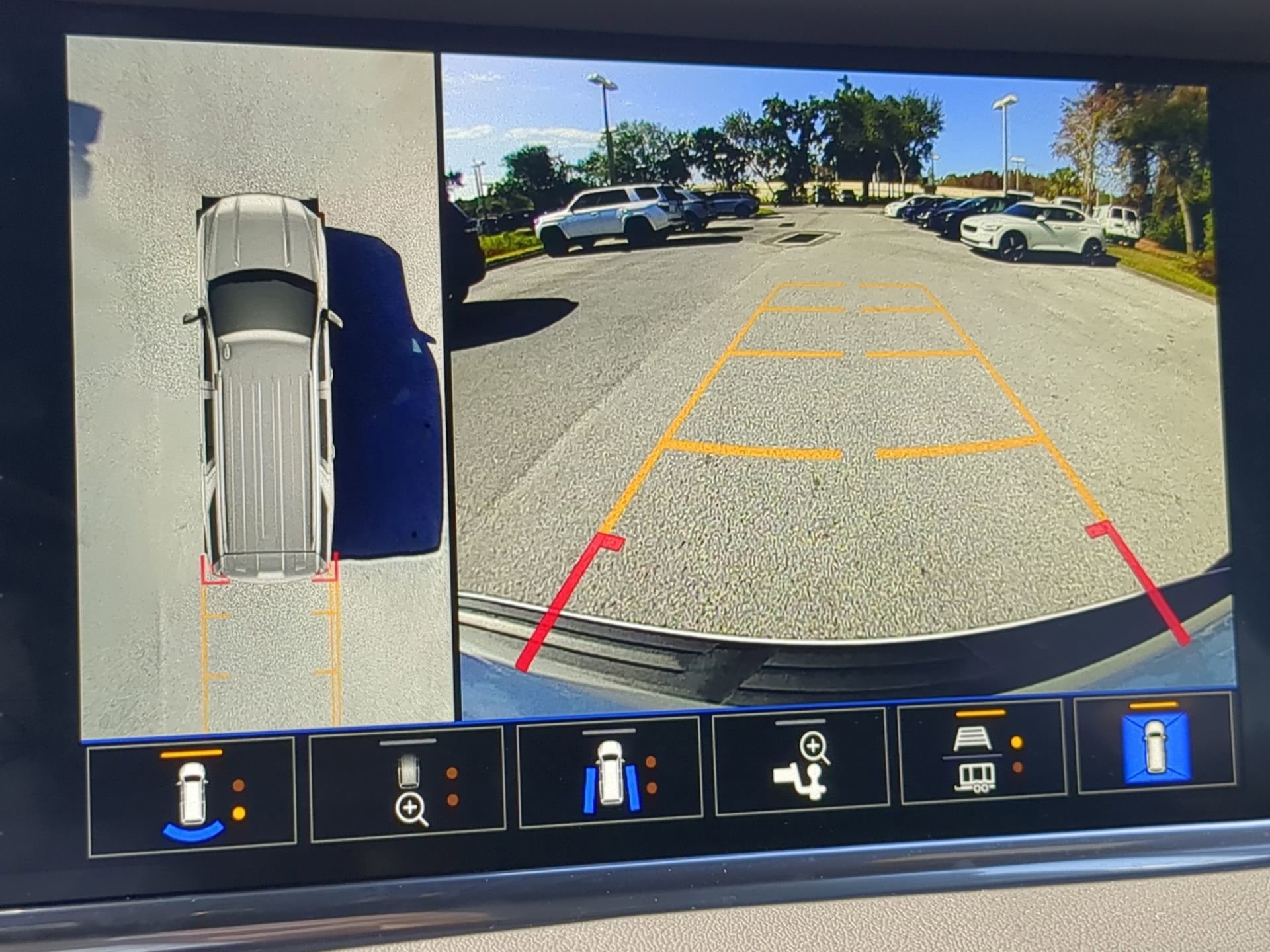 Used 2024 GMC Yukon XL Denali image 53