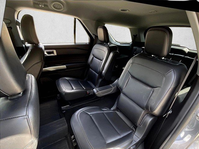 Certified 2023 Ford Explorer XLT w/ Equipment Group 202A RWD image 27