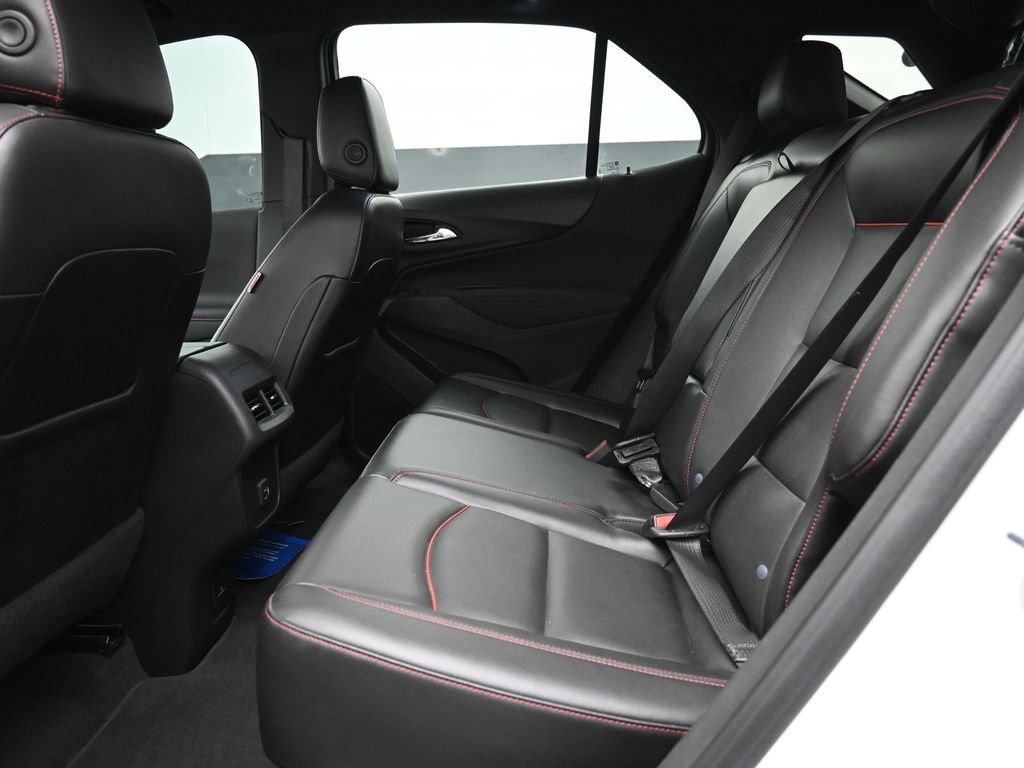 Used 2022 Chevrolet Equinox RS w/ RS Leather Package image 7