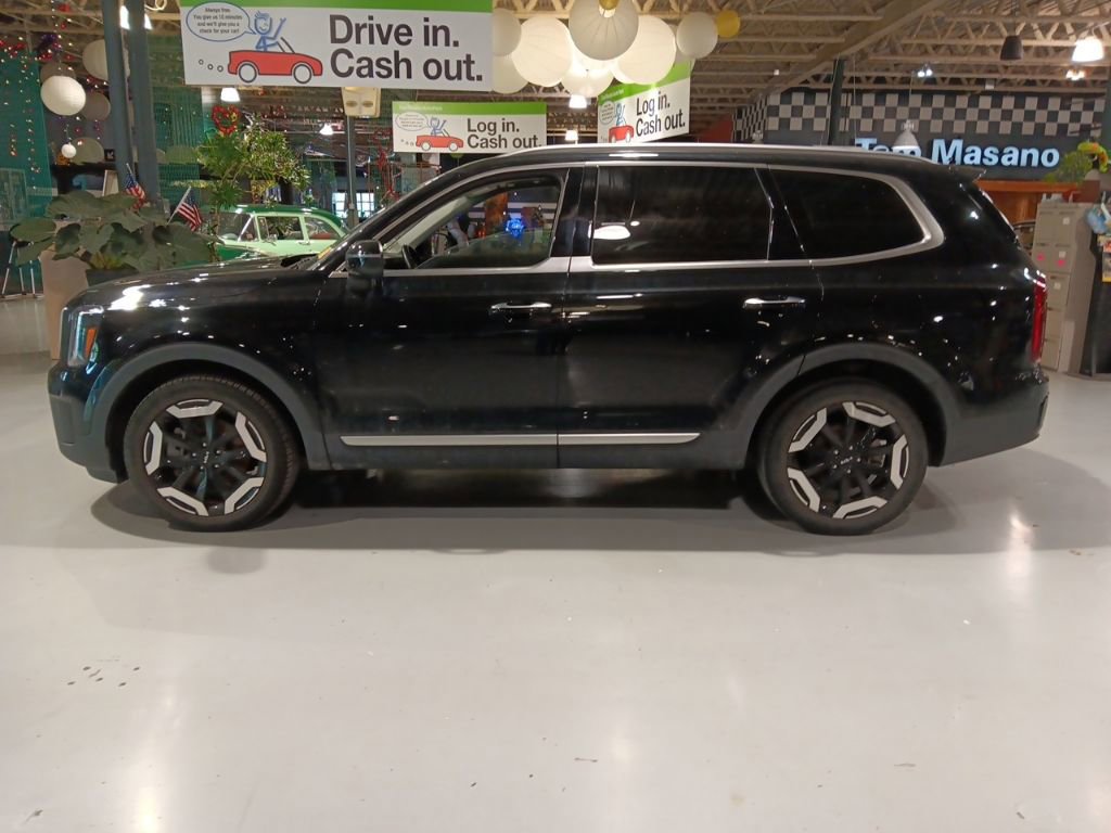Used 2023 Kia Telluride S AWD/4WD image 9