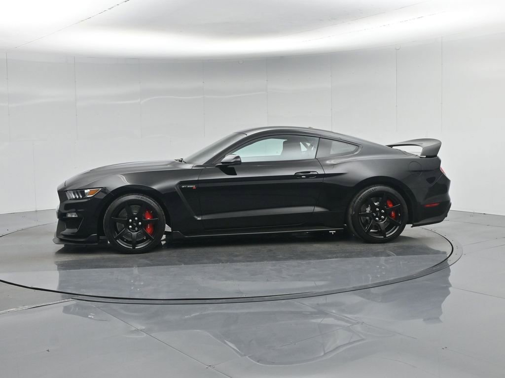 Certified 2017 Ford Mustang Shelby GT350R w/ GT350R Equipment Group 920A RWD image 26