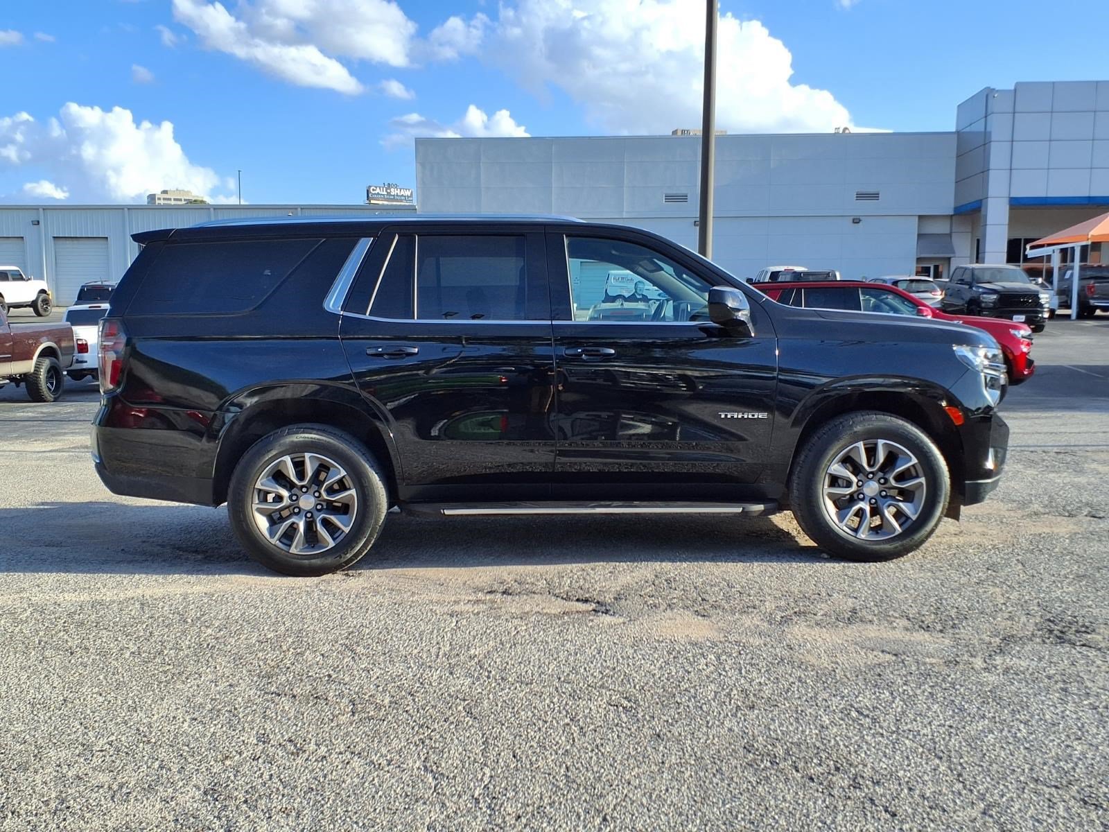 Used 2024 Chevrolet Tahoe LS w/ Driver Alert Package RWD image 5