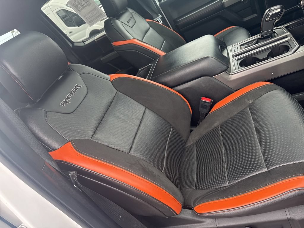 Certified 2018 Ford F150 Raptor w/ Equipment Group 802A Luxury AWD/4WD image 39