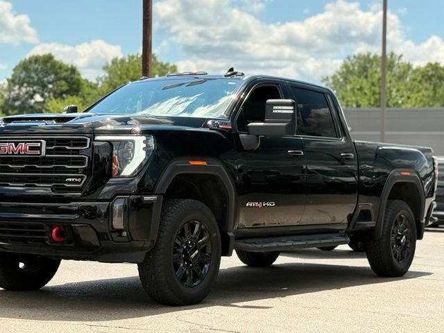 Used 2024 GMC Sierra 2500 AT4 w/ Technology Package AWD/4WD image 42