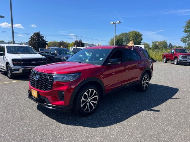 Certified 2026 Ford Explorer ST-Line AWD/4WD image 3