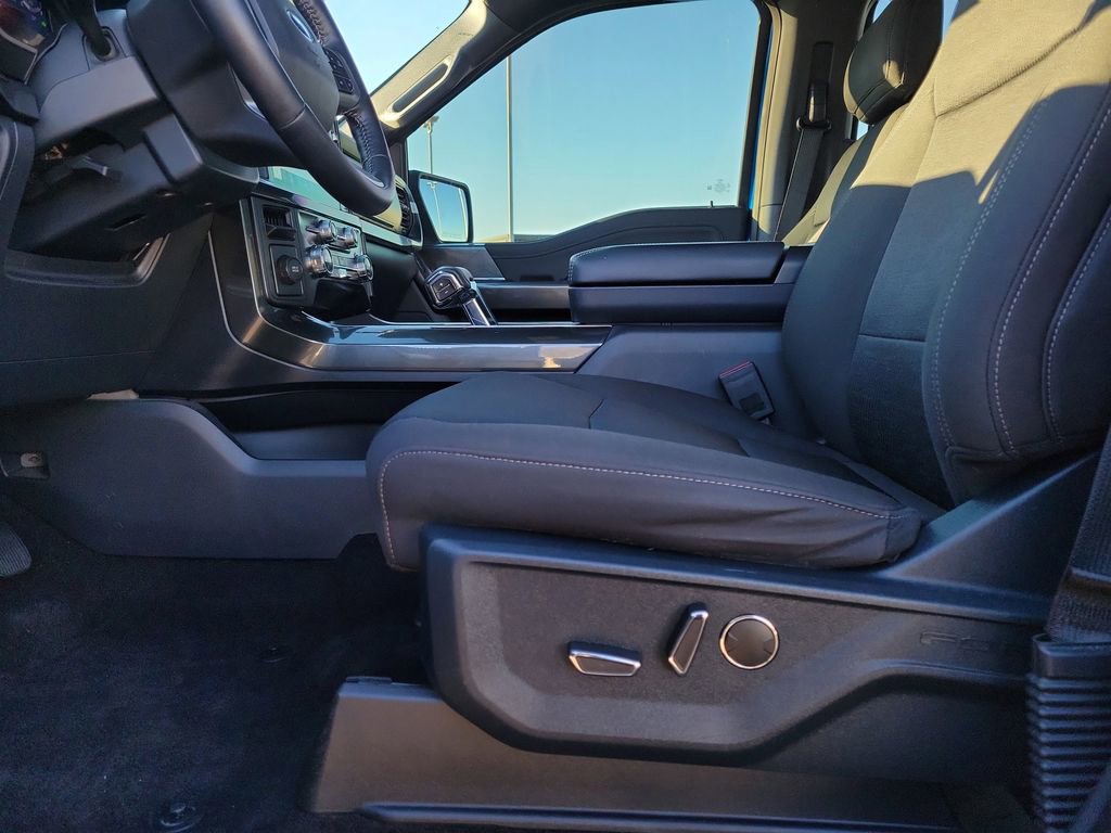 Certified 2021 Ford F150 XLT w/ Equipment Group 302A High image 17