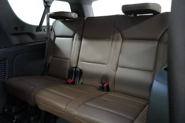 Used 2024 Chevrolet Suburban High Country AWD/4WD image 31