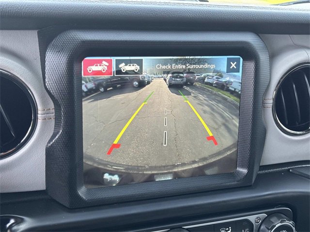 Used 2021 Jeep Wrangler Unlimited Sahara image 15