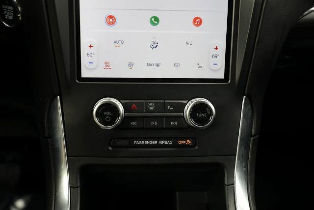 Certified 2024 Ford Edge Titanium image 38