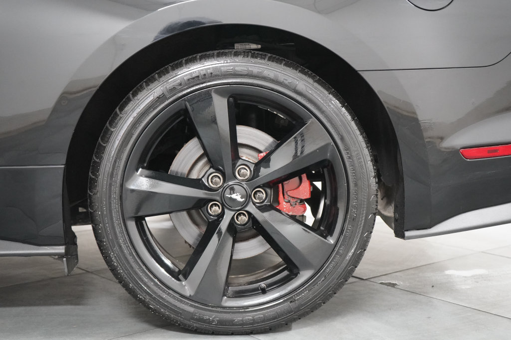 Certified 2022 Ford Mustang GT RWD image 28