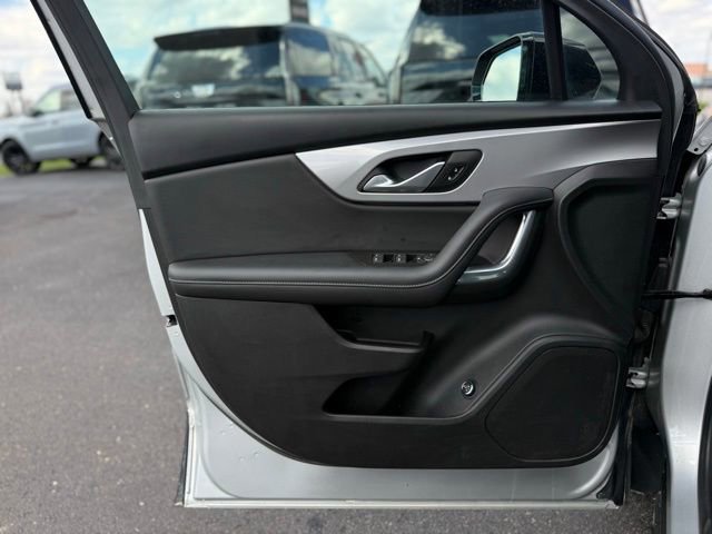 Used 2022 Chevrolet Blazer LT w/ Redline Edition image 24