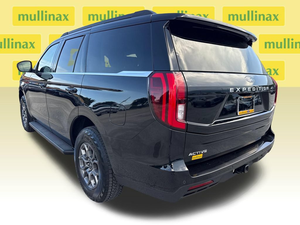 Certified 2025 Ford Expedition Active RWD image 9