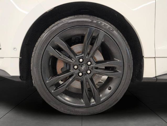 Certified 2024 Ford Edge ST w/ Equipment Group 401A AWD/4WD image 3
