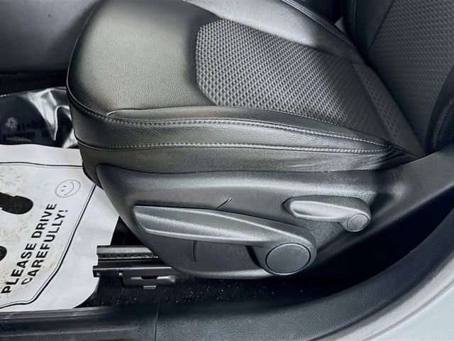 Used 2024 Jeep Compass Latitude image 17