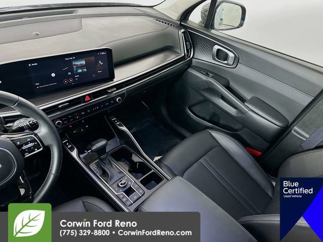Used 2024 Kia Sorento S w/ Panoramic Sunroof Package image 28
