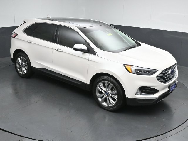 Certified 2019 Ford Edge Titanium w/ Equipment Group 301A AWD/4WD image 46