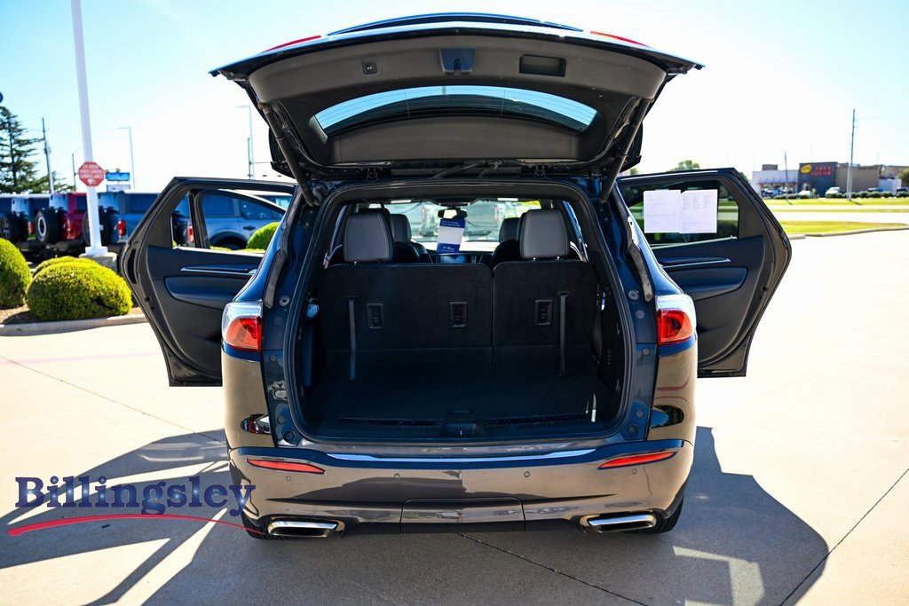 Used 2022 Buick Enclave Essence w/ Experience Buick Package image 17