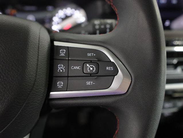 Used 2022 Jeep Compass Trailhawk AWD/4WD image 18