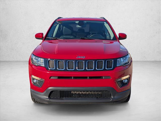 Used 2020 Jeep Compass Latitude w/ Cold Weather Group AWD/4WD image 2