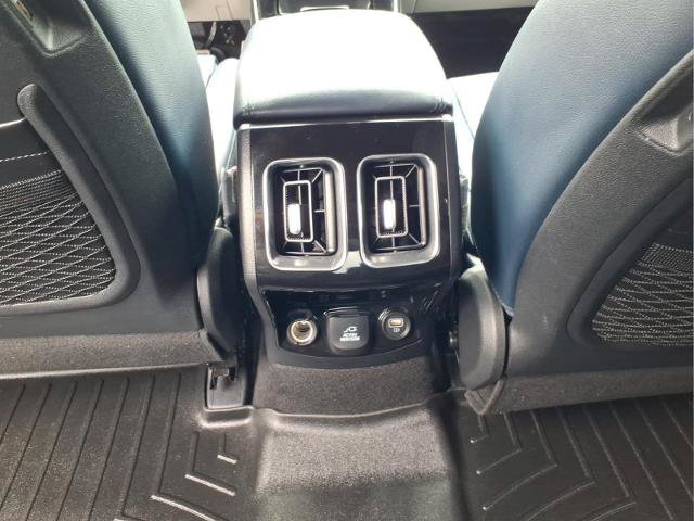 Used 2023 Kia Sorento SX Prestige w/ Panoramic Sunroof Package AWD/4WD image 18