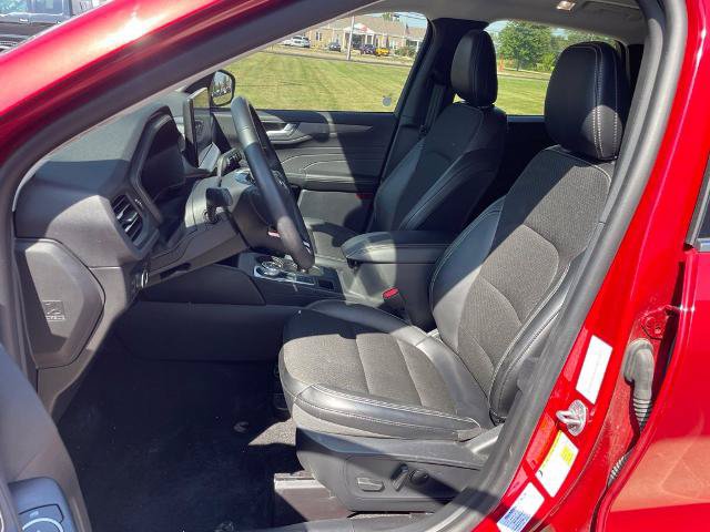 Certified 2025 Ford Escape SE FWD image 8
