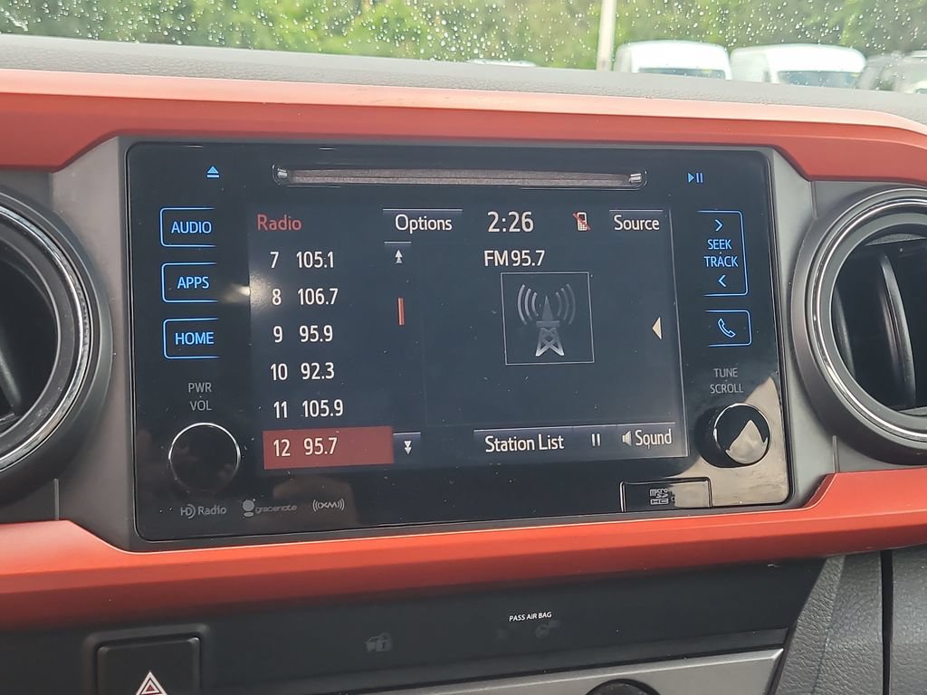 Used 2019 Toyota Tacoma TRD Sport RWD image 18