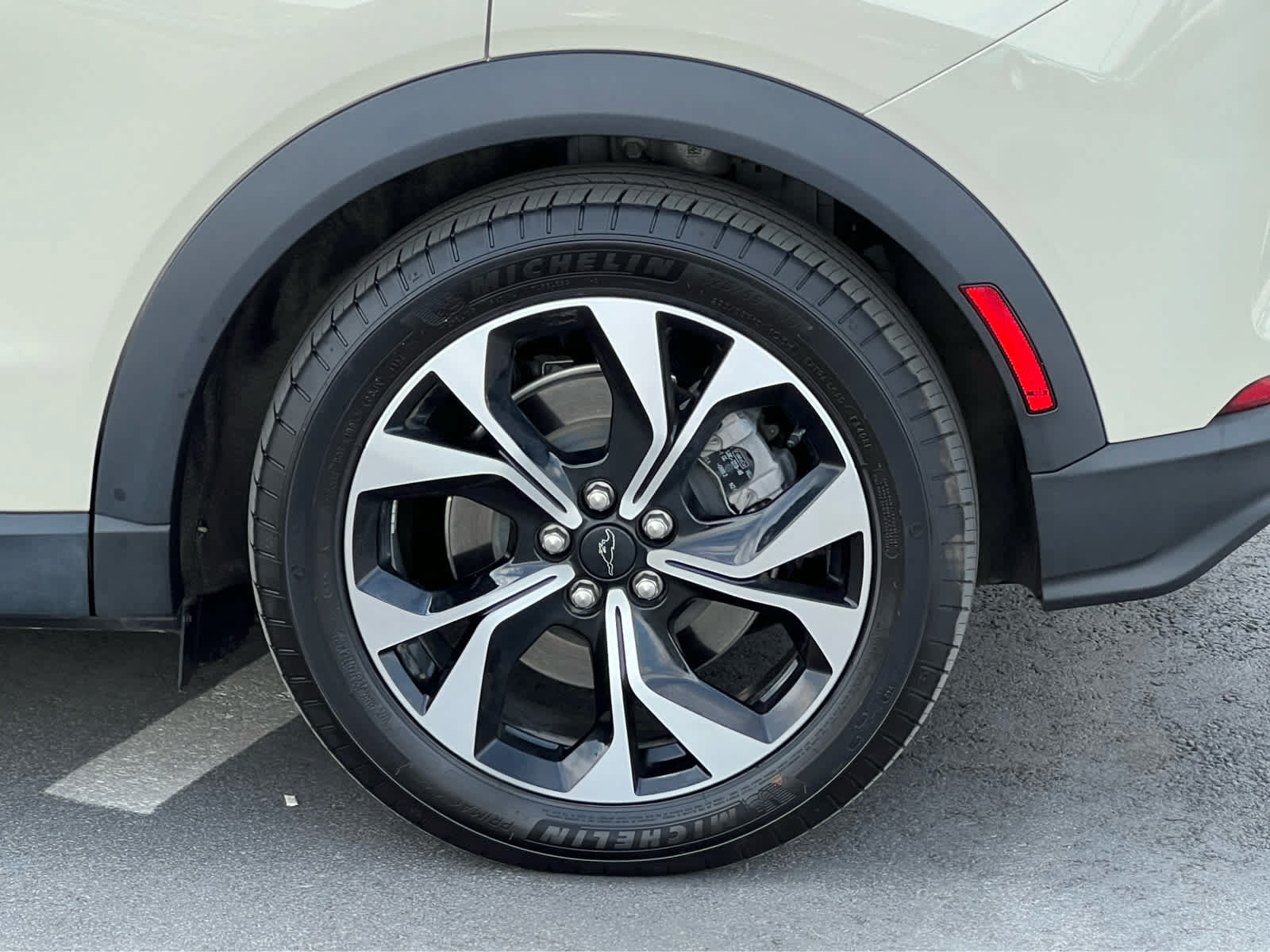 Certified 2025 Ford Mustang Mach-E Select AWD/4WD image 14