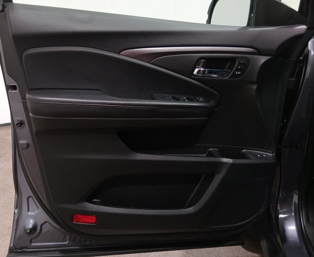 Used 2021 Honda Pilot Special Edition image 18