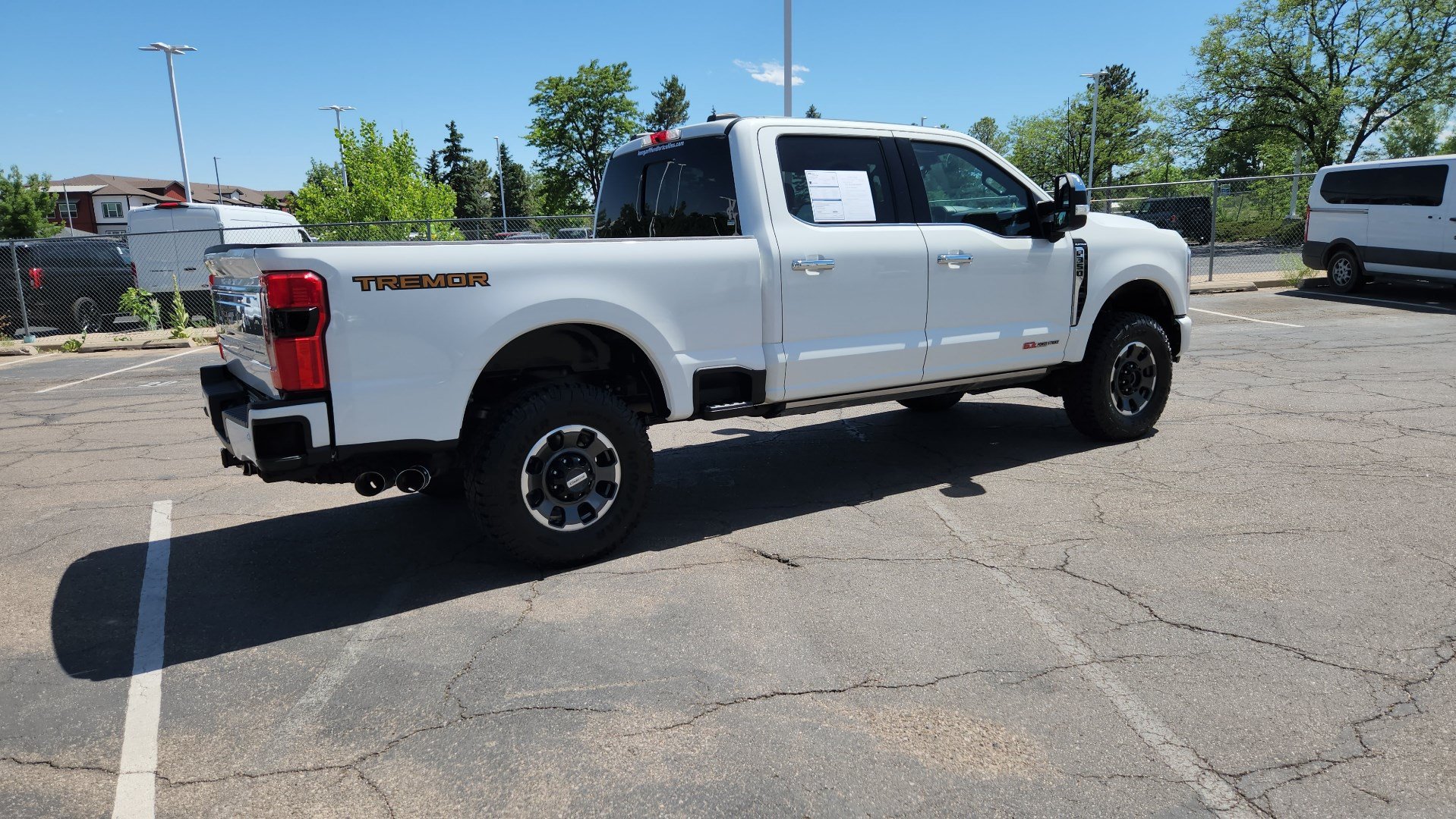 Certified 2023 Ford F350 Platinum w/ Tremor Off-Road Package AWD/4WD image 12