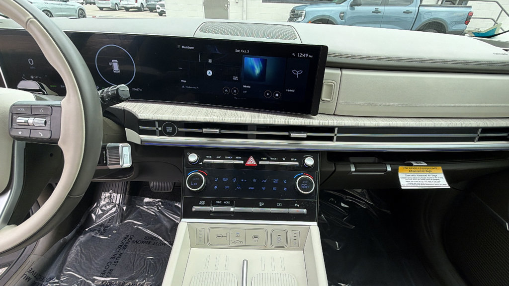 Used 2025 Hyundai Santa Fe Calligraphy FWD image 19