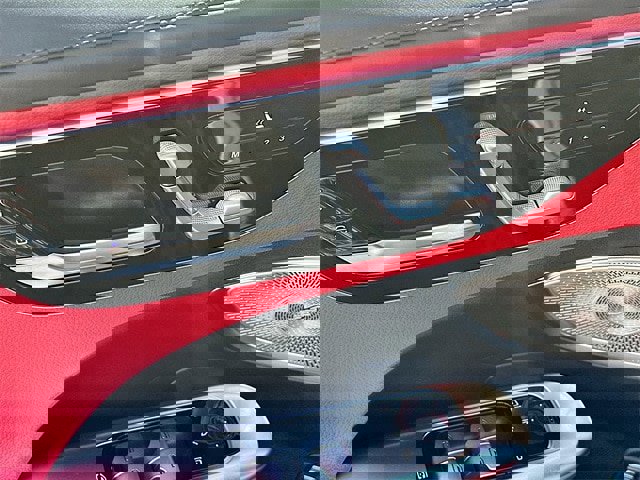 Used 2025 Mercedes-Benz C 300 4MATIC Sedan image 18