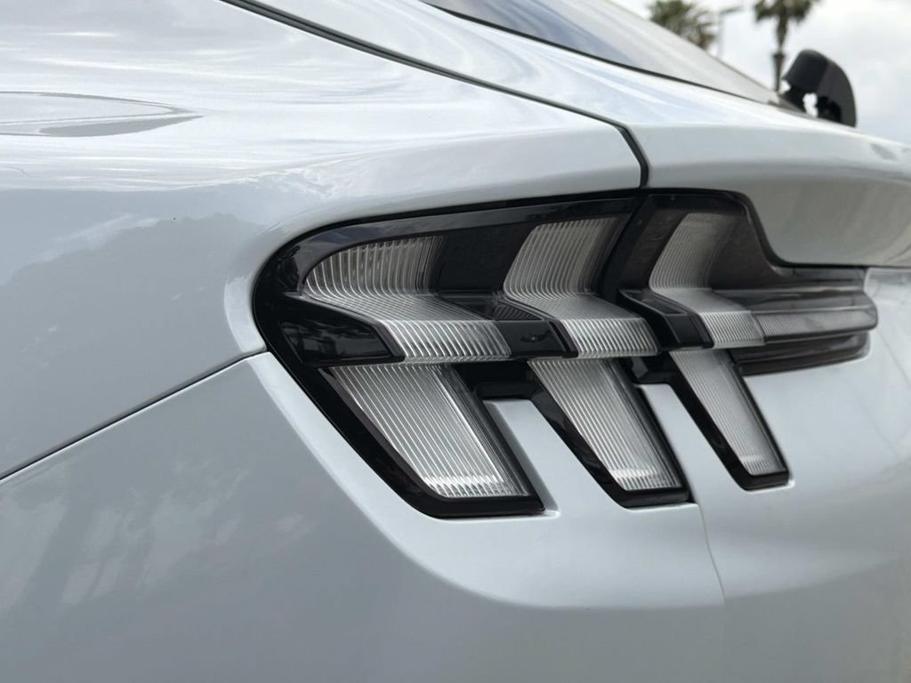 Certified 2021 Ford Mustang Mach-E Premium RWD image 8