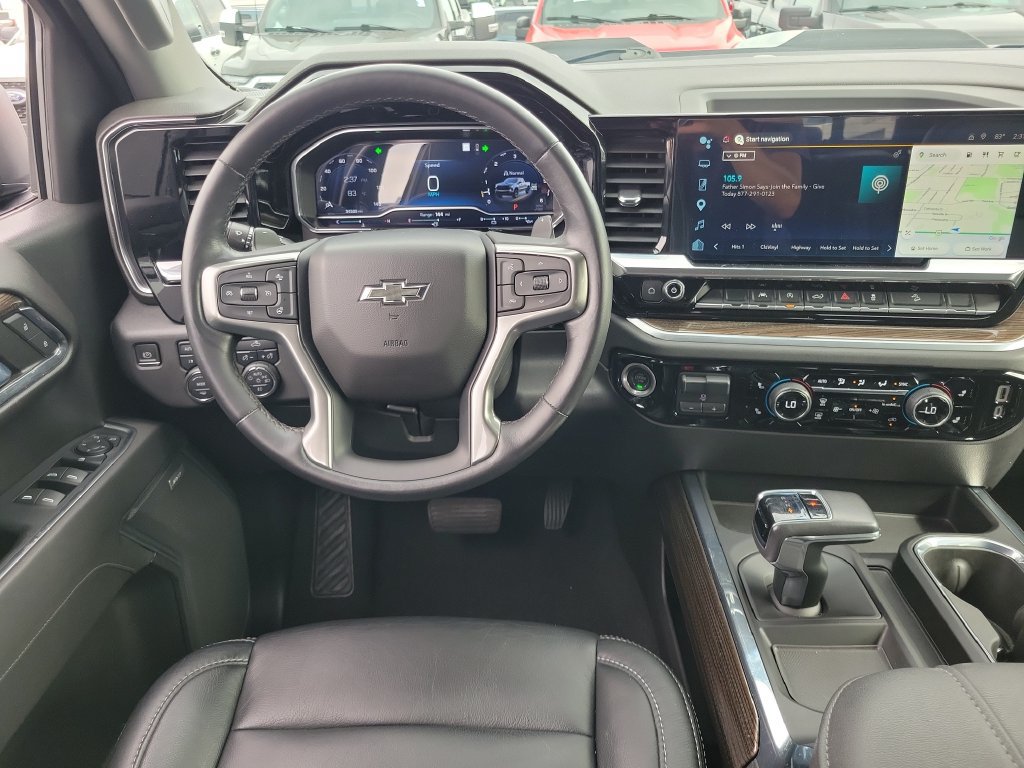 Used 2022 Chevrolet Silverado 1500 LT Trail Boss AWD/4WD image 12