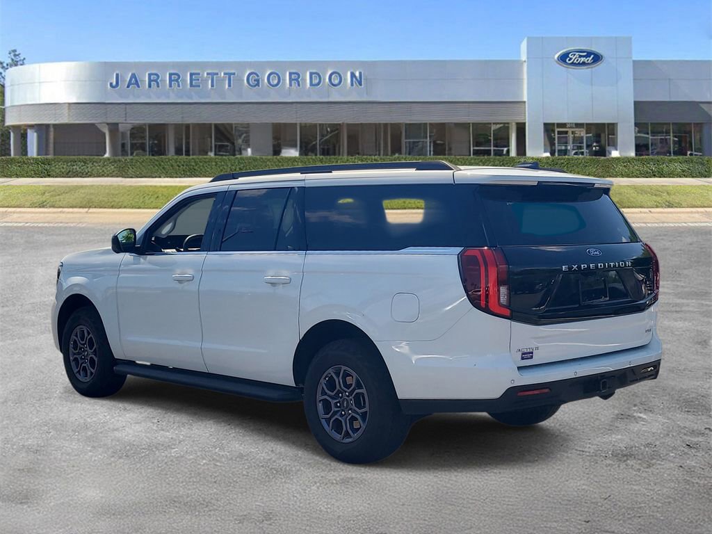 Certified 2025 Ford Expedition Max Active RWD image 2