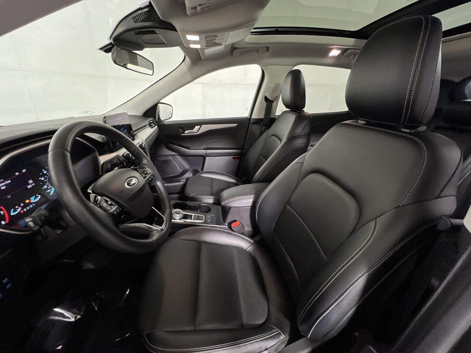 Certified 2022 Ford Escape SEL AWD/4WD image 13