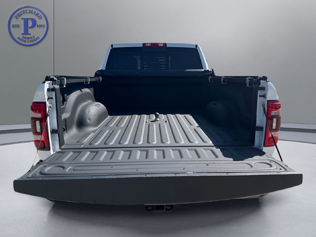 Used 2022 RAM 3500 Laramie AWD/4WD image 23