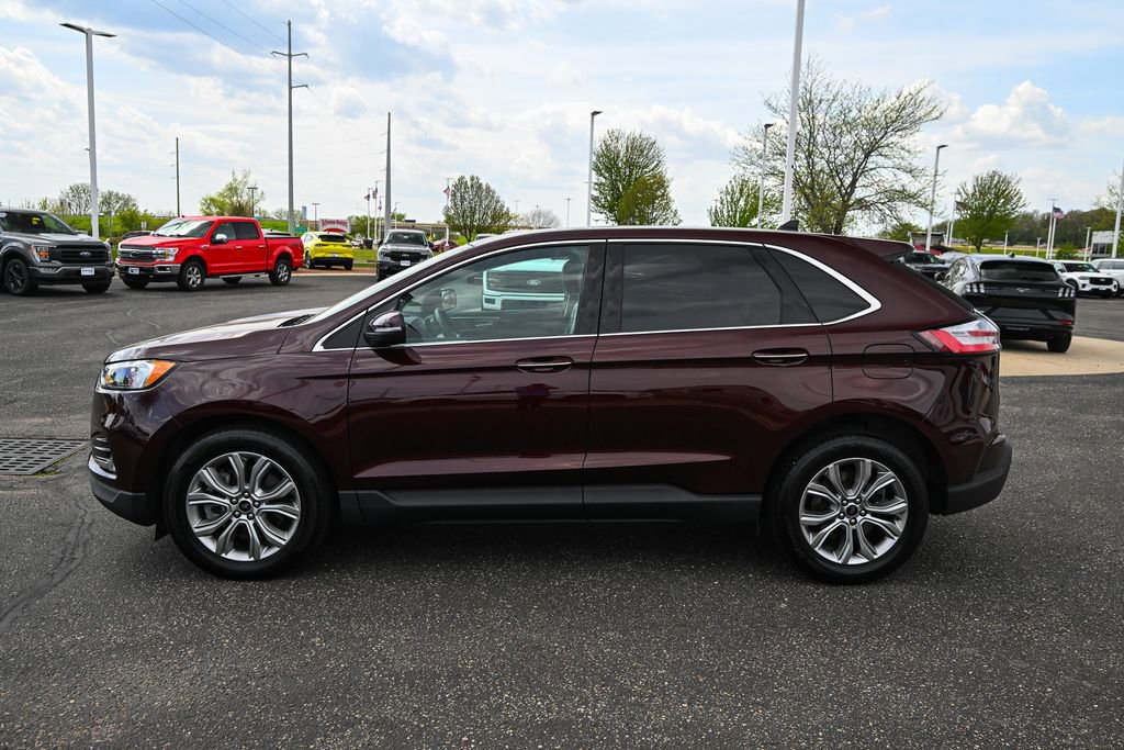 Certified 2024 Ford Edge Titanium w/ Class II Trailer Tow Package AWD/4WD image 8