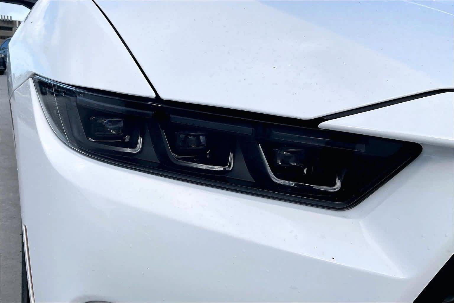 Certified 2025 Ford Mustang Coupe RWD image 30