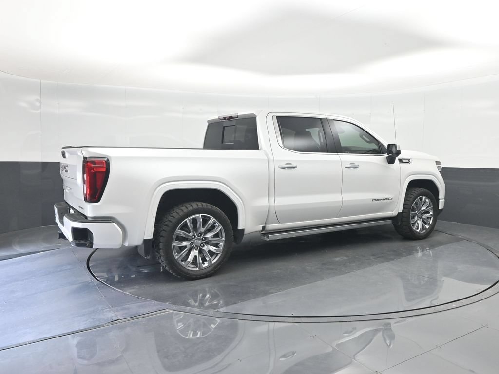 Used 2025 GMC Sierra 1500 Denali AWD/4WD image 15