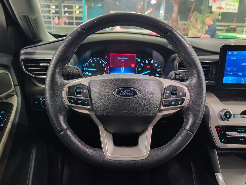 Certified 2023 Ford Explorer XLT w/ Equipment Group 202A AWD/4WD image 11