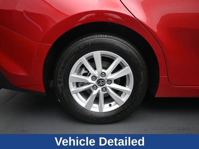Used 2025 Toyota Camry LE FWD image 14
