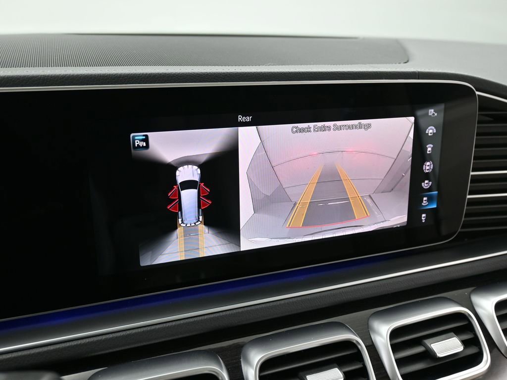 Used 2021 Mercedes-Benz GLS 450 4MATIC image 15