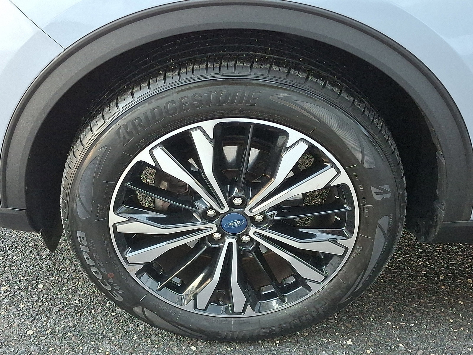 Certified 2022 Ford Escape SE w/ SE Sport Appearance Package image 10