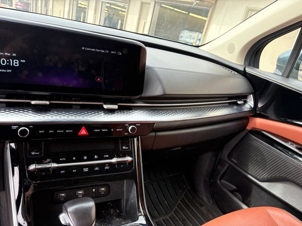 Used 2023 Kia Carnival SX Prestige image 20