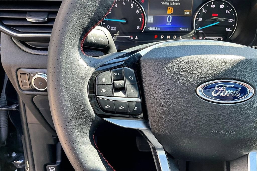 Certified 2023 Ford Explorer ST-Line AWD/4WD image 17