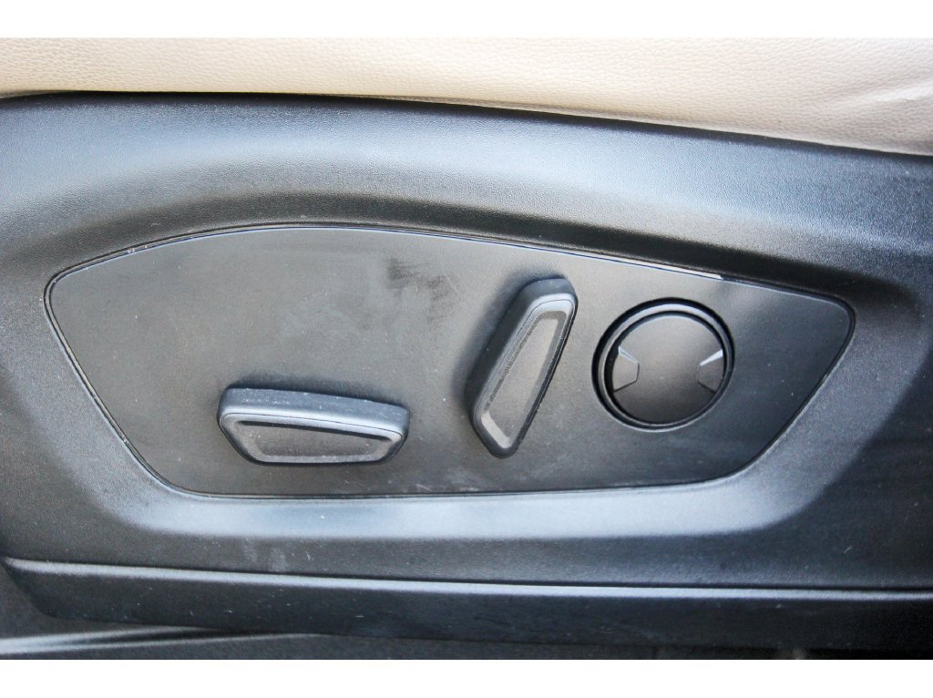 Certified 2021 Ford Explorer XLT w/ Equipment Group 202A RWD image 35
