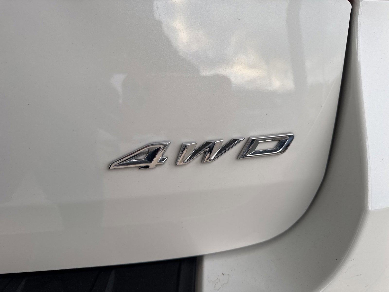 Certified 2023 Ford Explorer XLT w/ Equipment Group 202A image 17