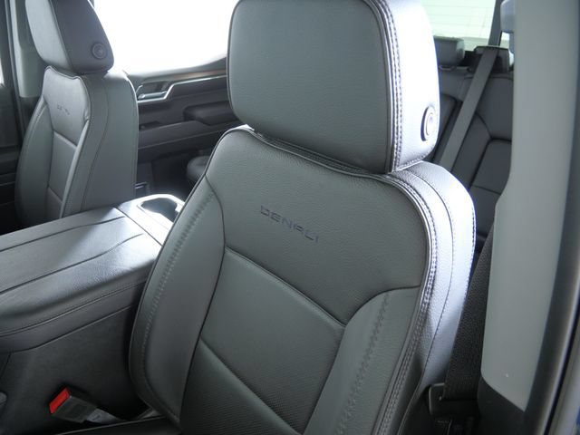 Used 2024 GMC Sierra 1500 Denali AWD/4WD image 20