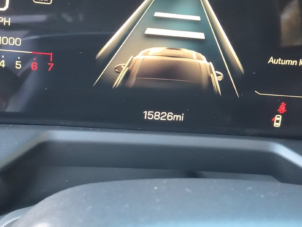 Used 2026 GMC Acadia Elevation w/ Elevation Premium Package FWD image 28